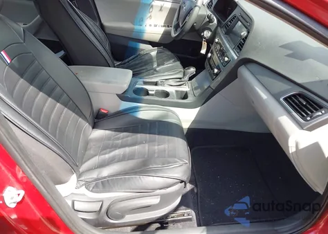 2017 Hyundai Sonata Se z USA, uszkodzony, nr VIN 5NPE24AF4HH442692